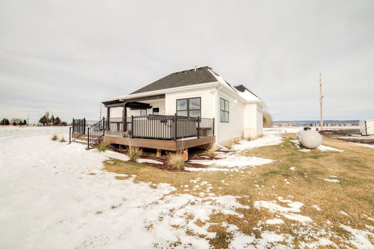 Teton Valley Getaway With Private Deck And Hot Tub! Ashton Exteriör bild